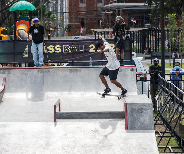 Saphep Tang - BS tailside