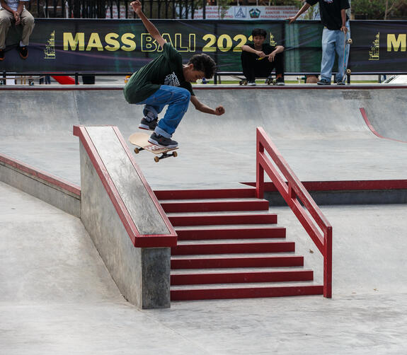 Erlangga Putra - Hardflip BS 5050