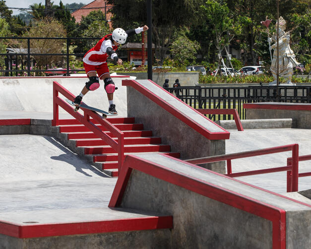 Leika Di Comar - BS boardslide