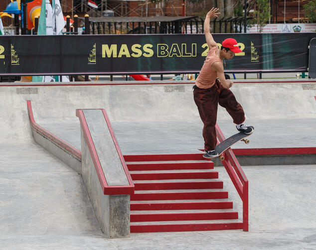 Cam Vu Tong - FS lipslide